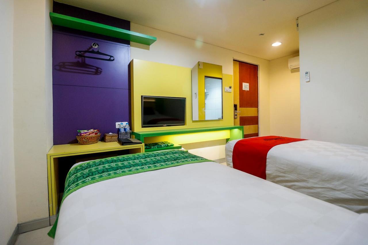 Reddoorz Plus Near Universitas Lambung Mangkurat バンジ ャ ルマシン エクステリア 写真
